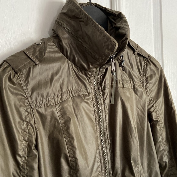Mackage Perla Packable Rain Jacket - Olive - Picture 3 of 16